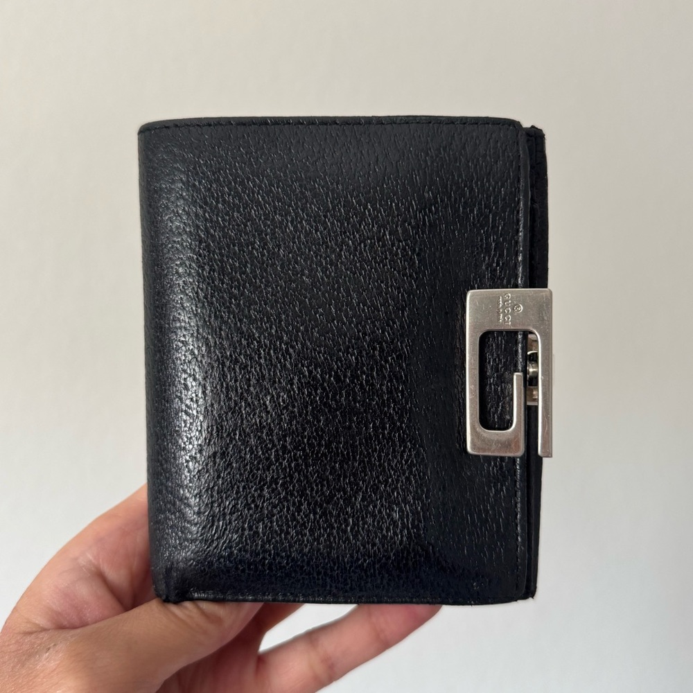 SOLD ❌ Tom Ford Gucci Black Leather Bifold Wallet with Silver Clasp